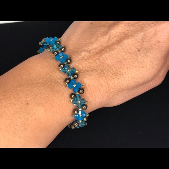 Swarovski crystal and pearl bracelet - Picture 2 of 4